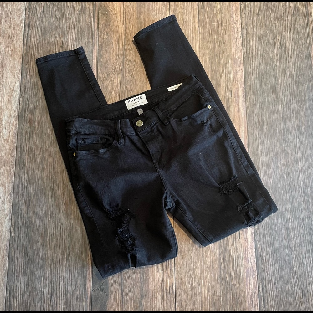 FRAME ~Le Skinny de Jeanne Ripped in Noir